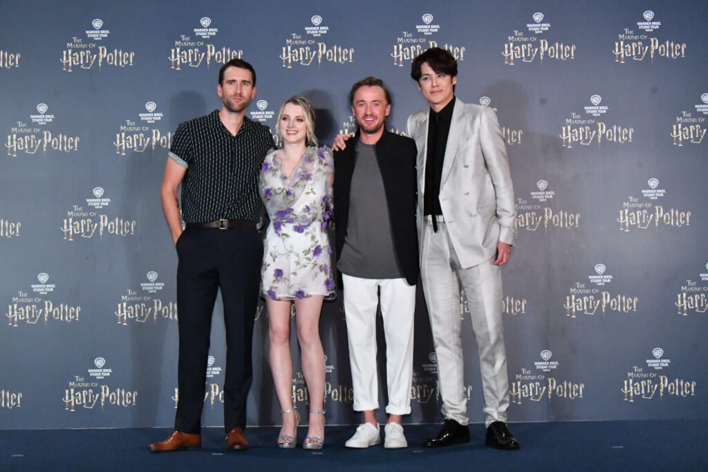 ‘Wizarding World’ and all related names, characters and indicia are trademarks of and © Warner Bros. Entertainment Inc. – Wizarding World publishing rights © J.K. Rowling.